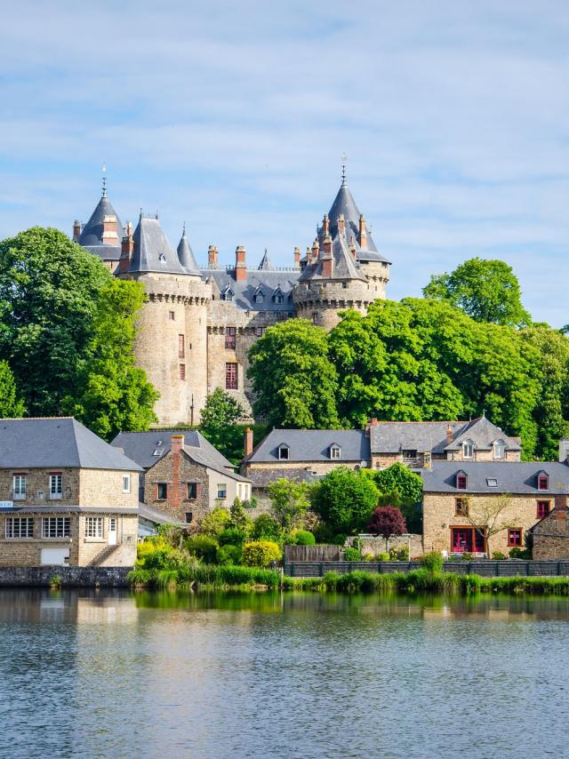 Château et le Lac Tranquille à Combourg