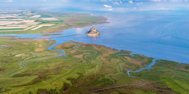 Baie du Mont-Saint-Michel depuis un ULM