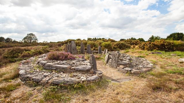 Mégalithe sur les landes de Cojoux à Saint Just