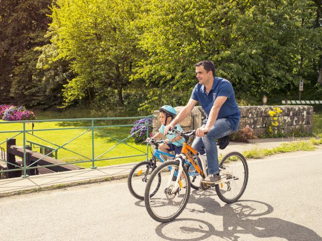 Balade à vélo sur le site des Onze Ecluses à Hédé-Bazouges