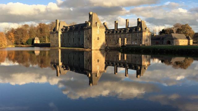 Château du Rocher Portail à Maen-Roch