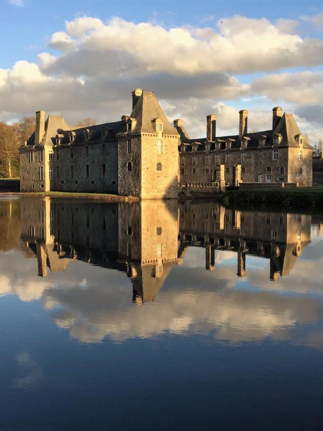 Château du Rocher Portail à Maen-Roch