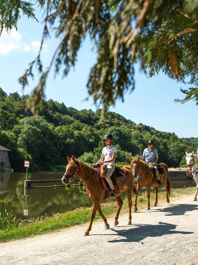 Randonnée équestre au Moulin du Boël à Bruz