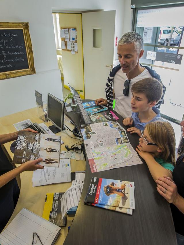 Accueil de visiteurs dans un Office de tourisme