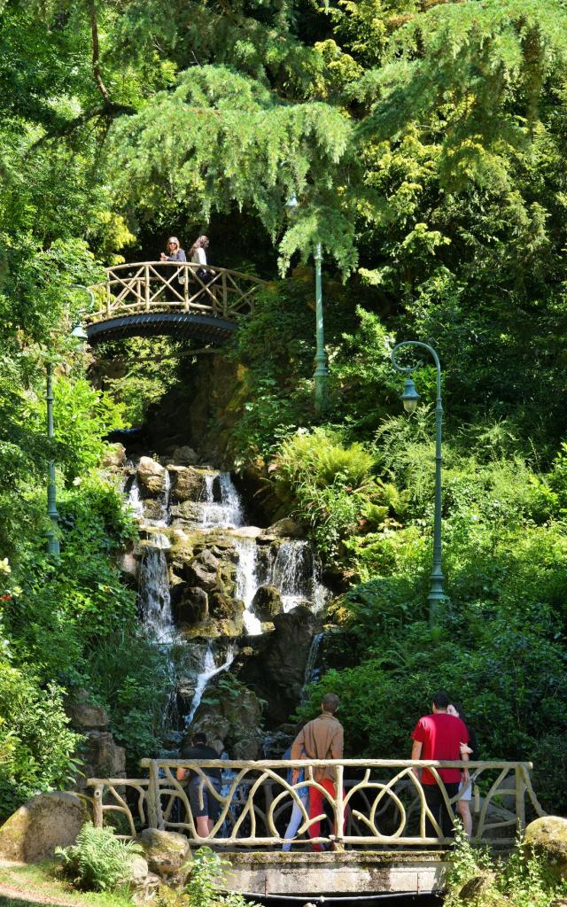 Cascade du parc du Thabor à Rennes