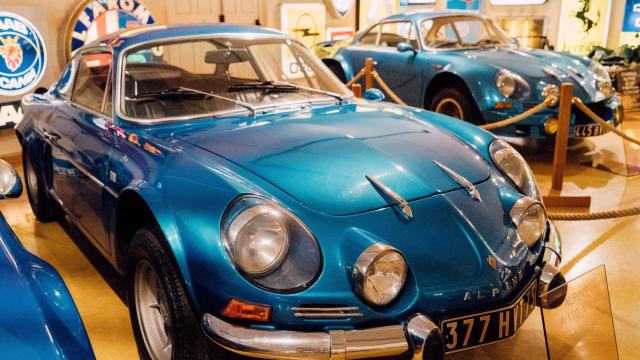 Voiture ancienne au musée de l’Automobile de Lohéac