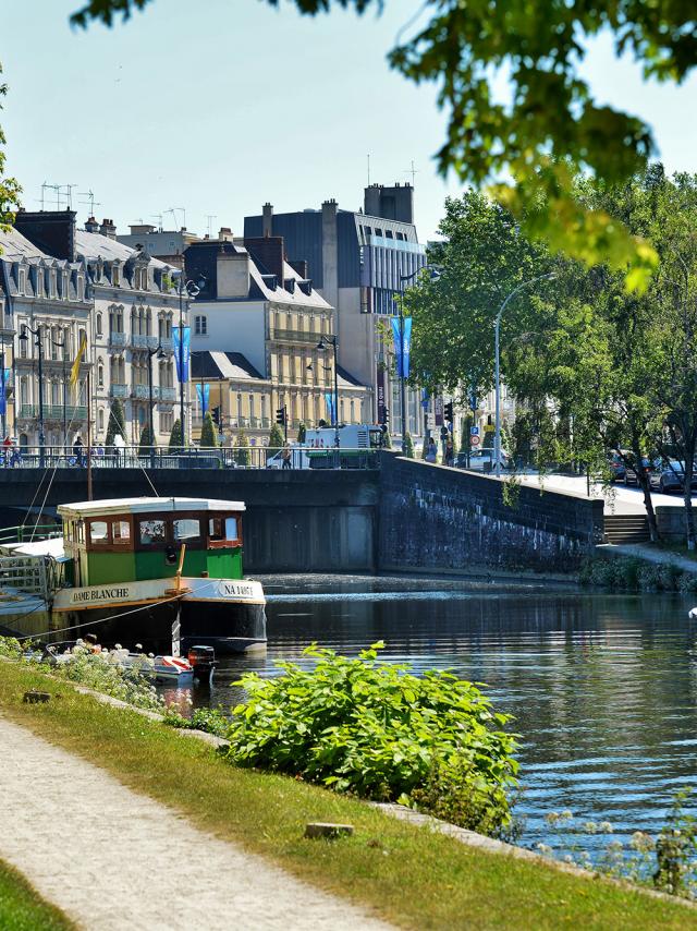 Péniche Spectacle à Rennes