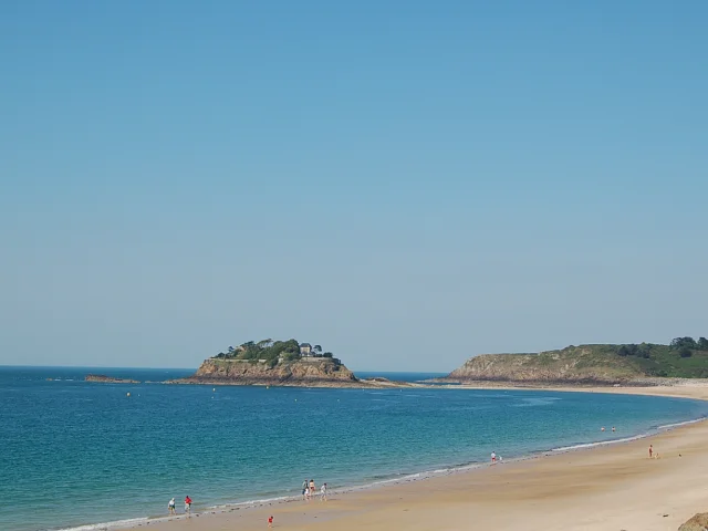 Anse du Guesclin à Saint-Coulomb