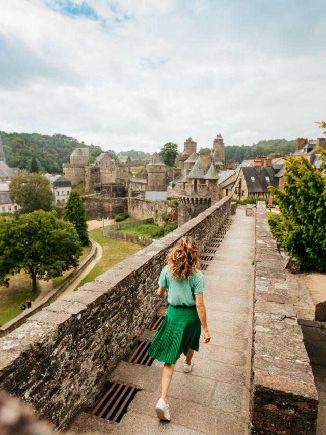 Balade sur les remparts du château de Fougères