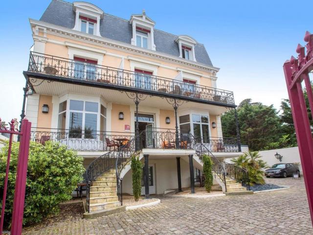 Belle façade de l'Hôtel La Villefromoy à Saint-Malo