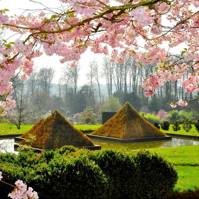 Pyramides végétales dans le Parc botanique de Haute Bretagne au Châtellier